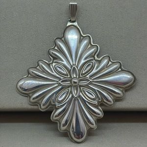 STERLING SILVER reed and barton christmas cross ornament 1988